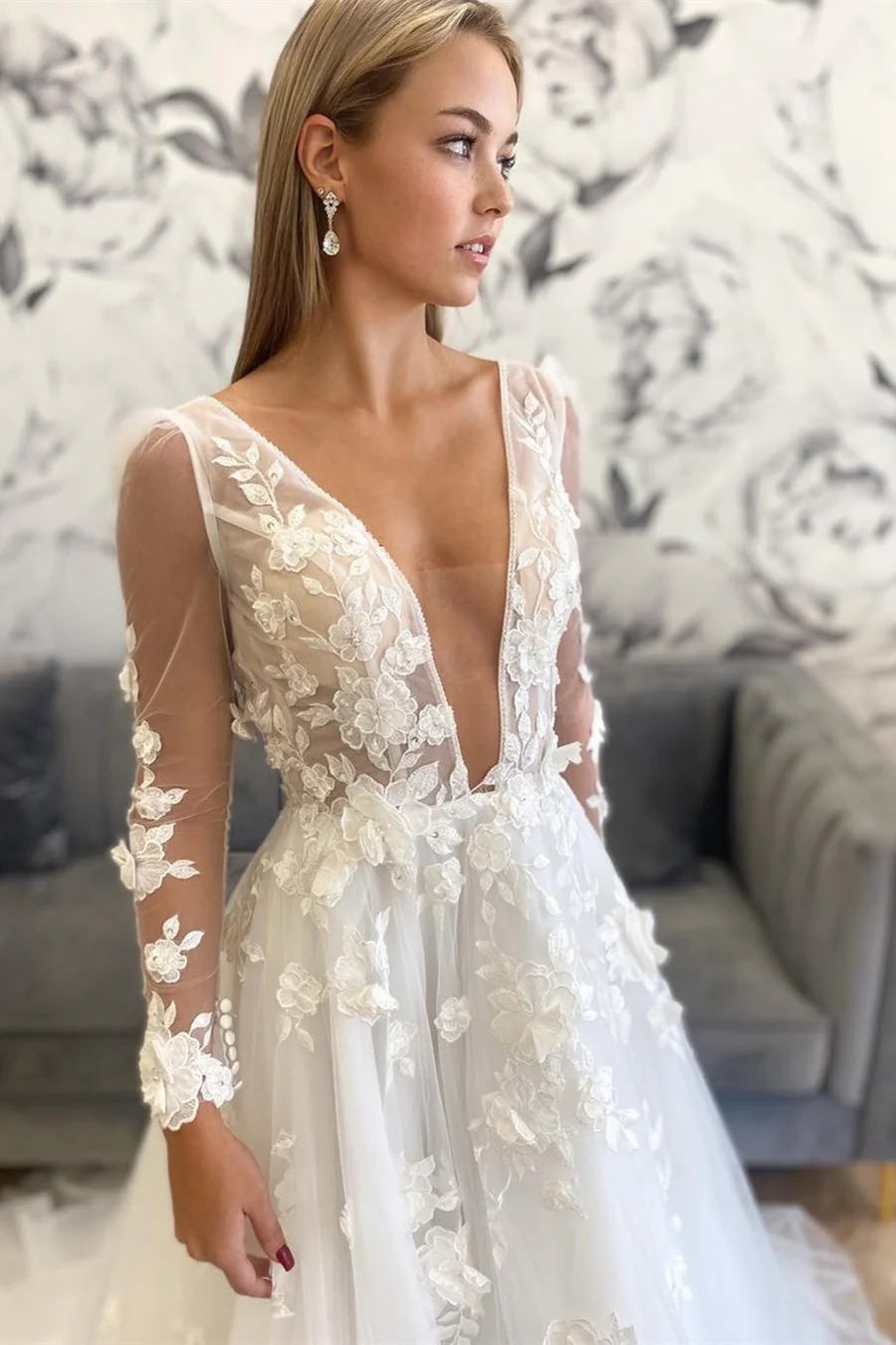 White Floral Plunging Neck Backless Wedding Dress