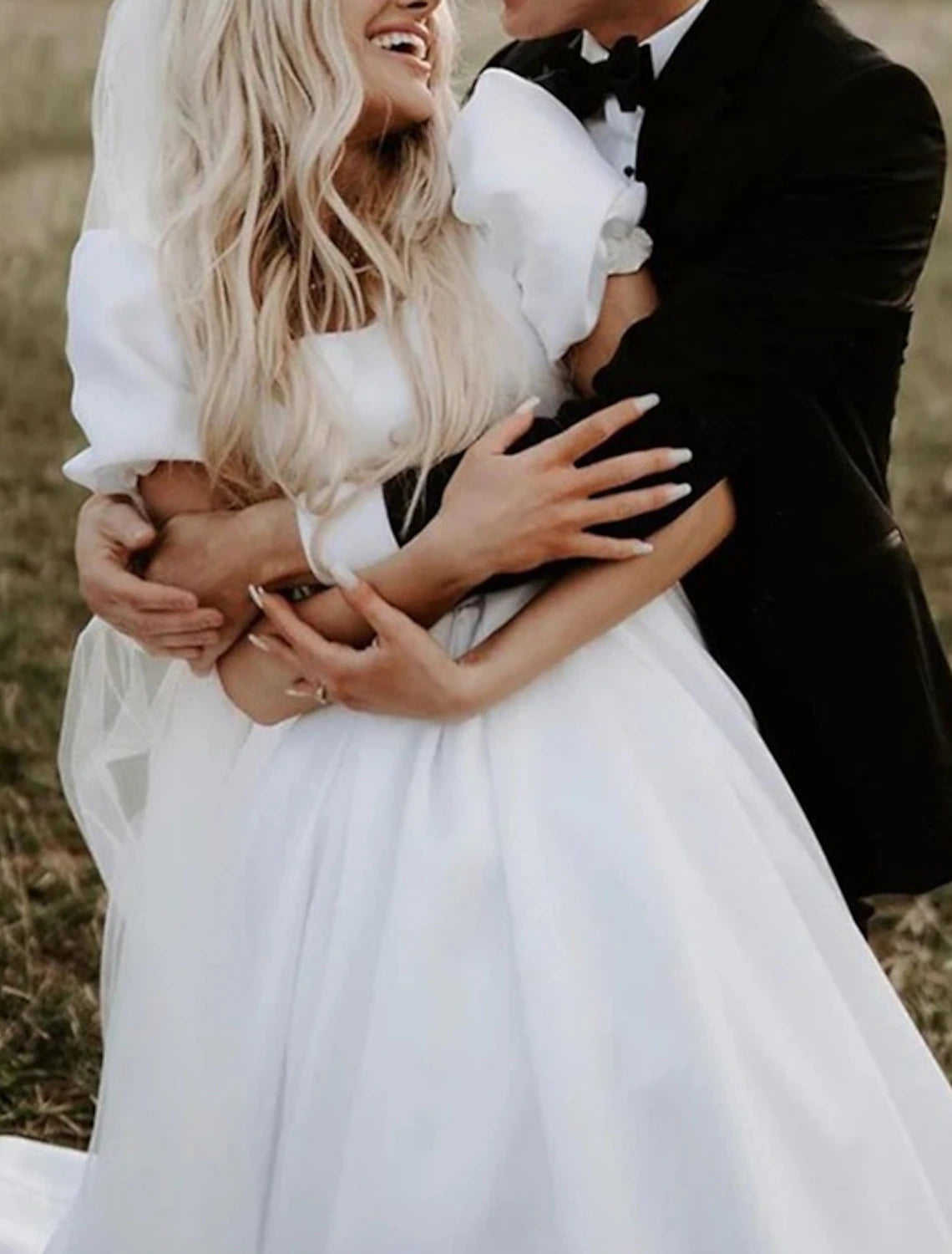 Wedding Dresses Ball Gown Square Neck Short Sleeve Chapel Train Satin Bridal Gowns With