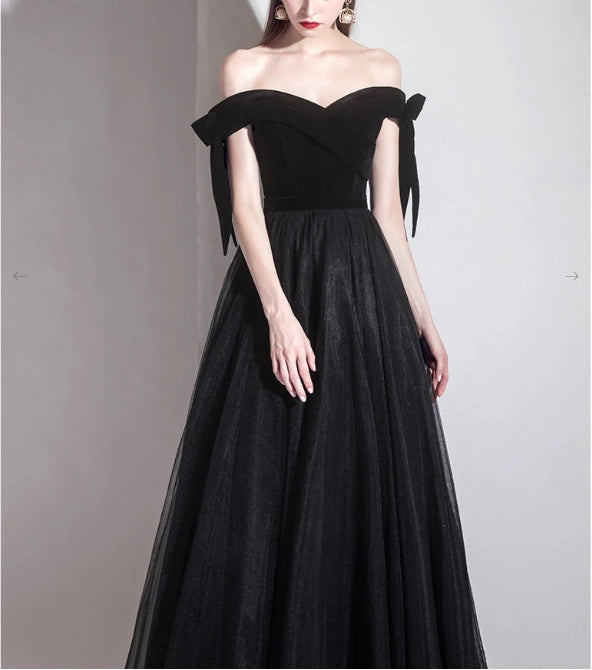 Simple black off shoulder tulle long Evening dress black evening dress