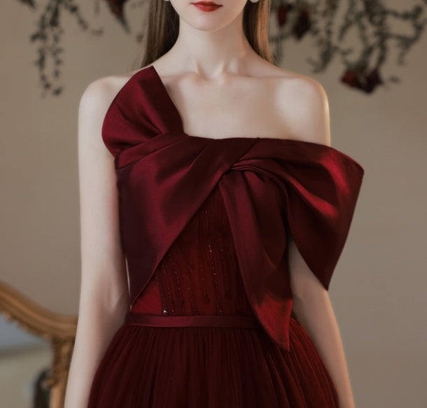 Burgundy Tulle Beading Strapless Bow Prom Dress