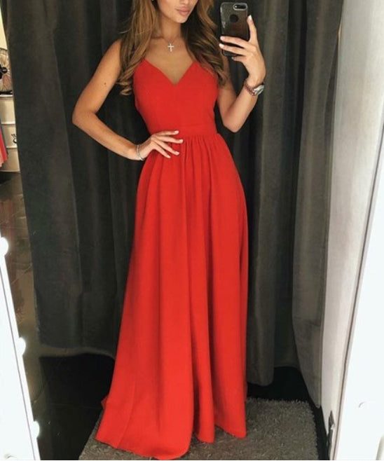 Gorgeous V Neck Spaghetti Strap Long Red Evening Dresses With Open Back