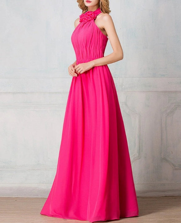 Halter Sleeveless Long Pleated Prom Gown Suitable For Evening Dress