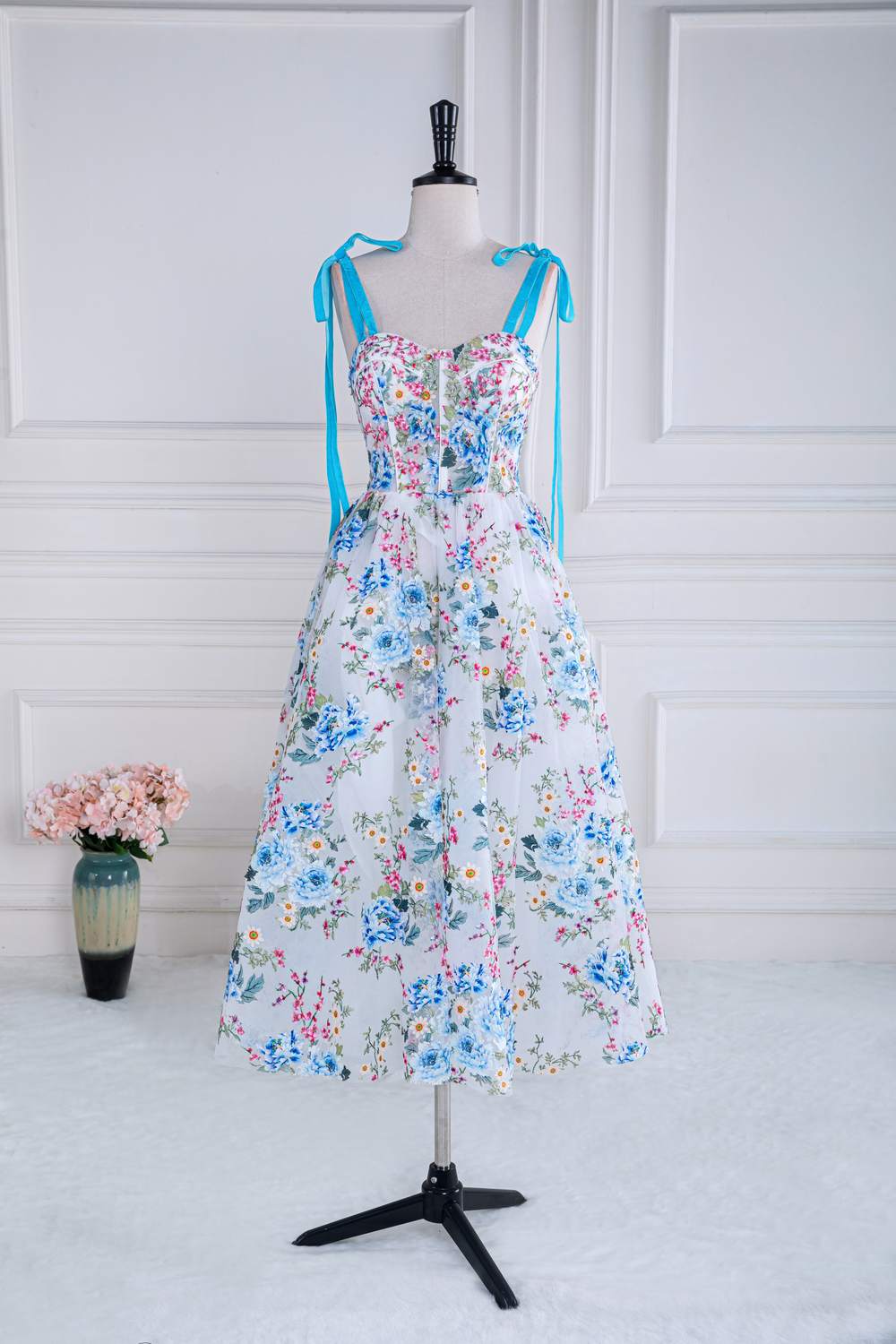 A-line Sweetheart Embroidered Tea Long Ball Dress Sexy Evening Dress