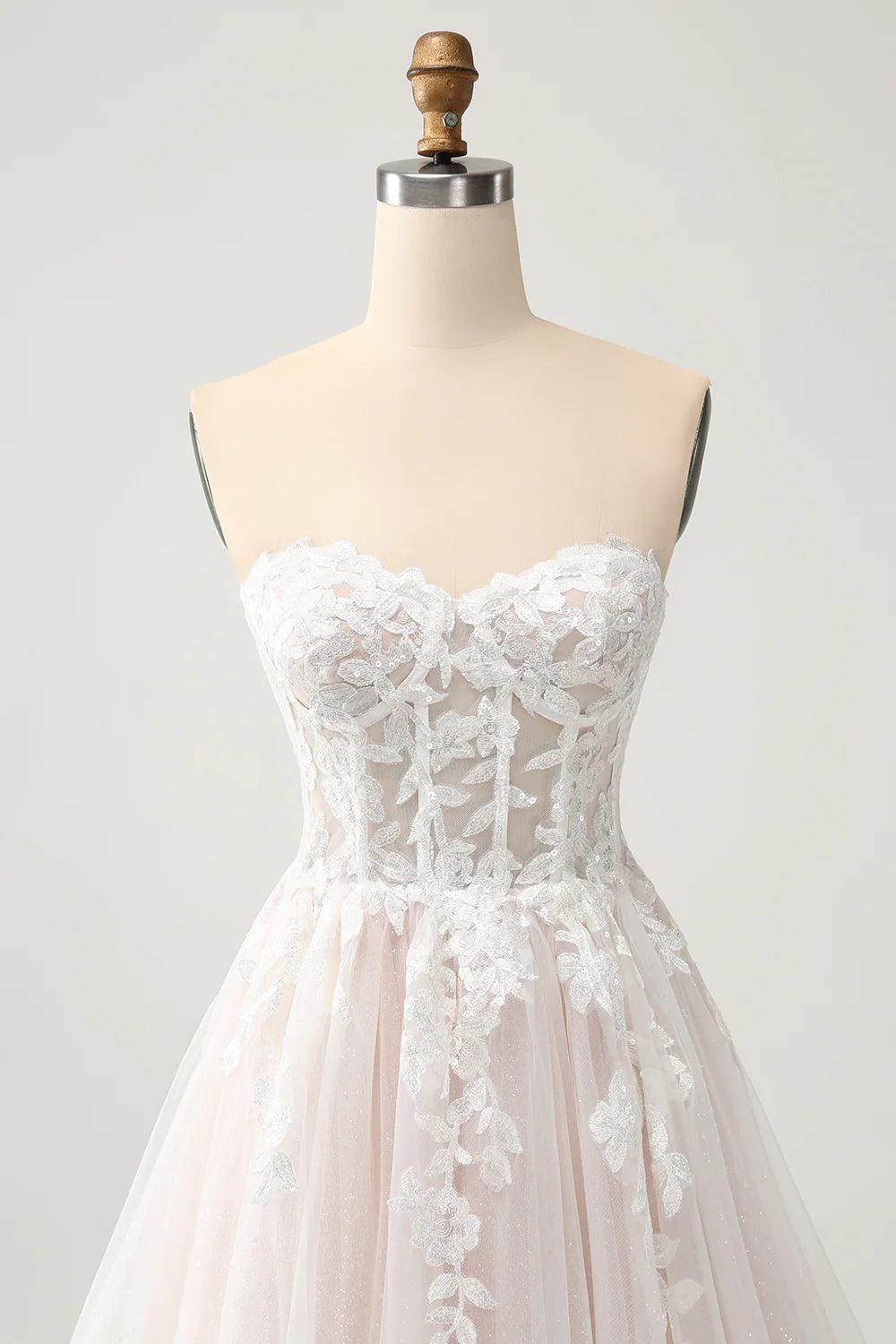 A Line Sweetheart Sparkly Wedding Dress with Applique Lace