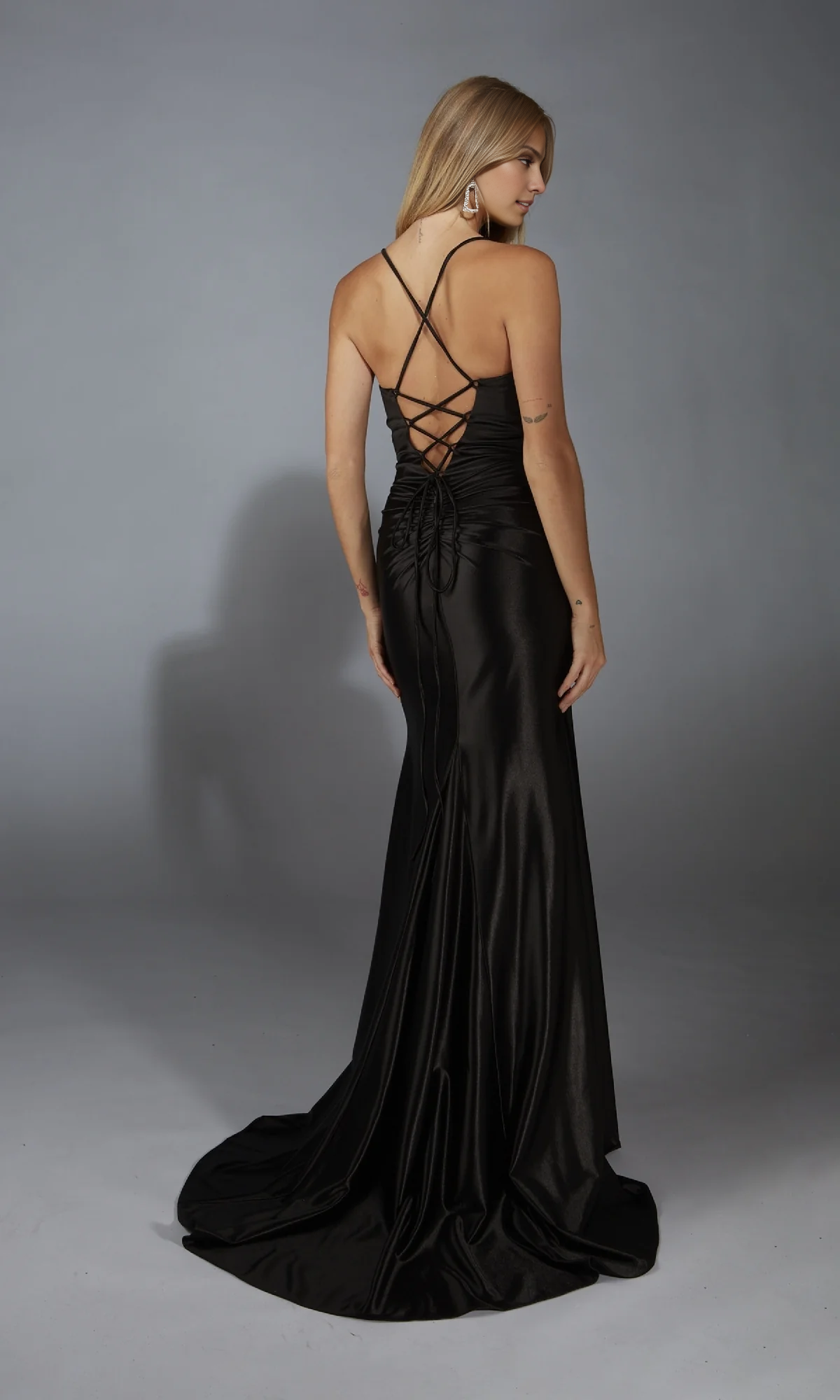 OKBBN Long Tight V-neck Ruffle Strap Ball Dress
