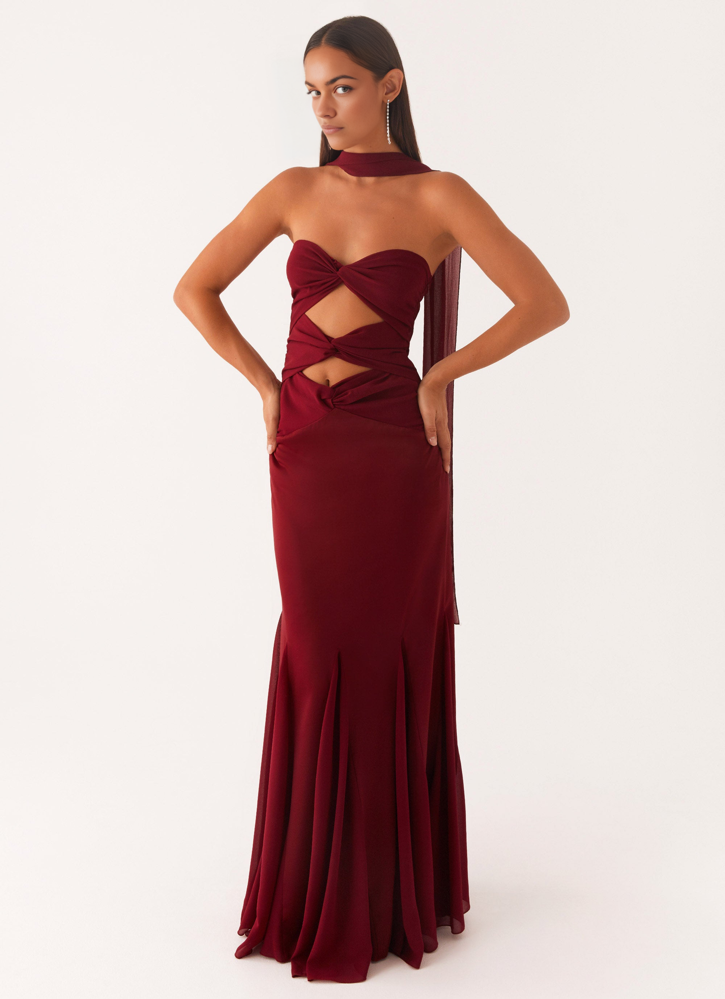 OKBBN's luxurious and eye-catching satin chiffon front hollow fish tail skirt with Prom Dresses sticker