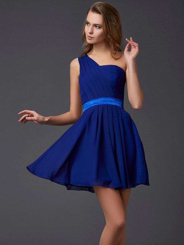 Elegant Princess Sexy One Shoulder Sleeveless Pleated Short Chiffon Back to School Prom Dress