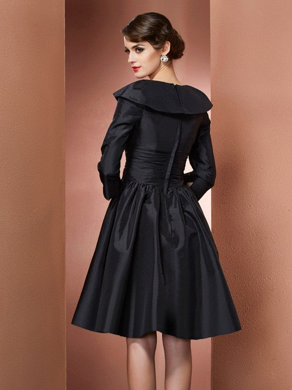 A-line Elegant Princess V-neck Taffeta Bride Mom Party Dress