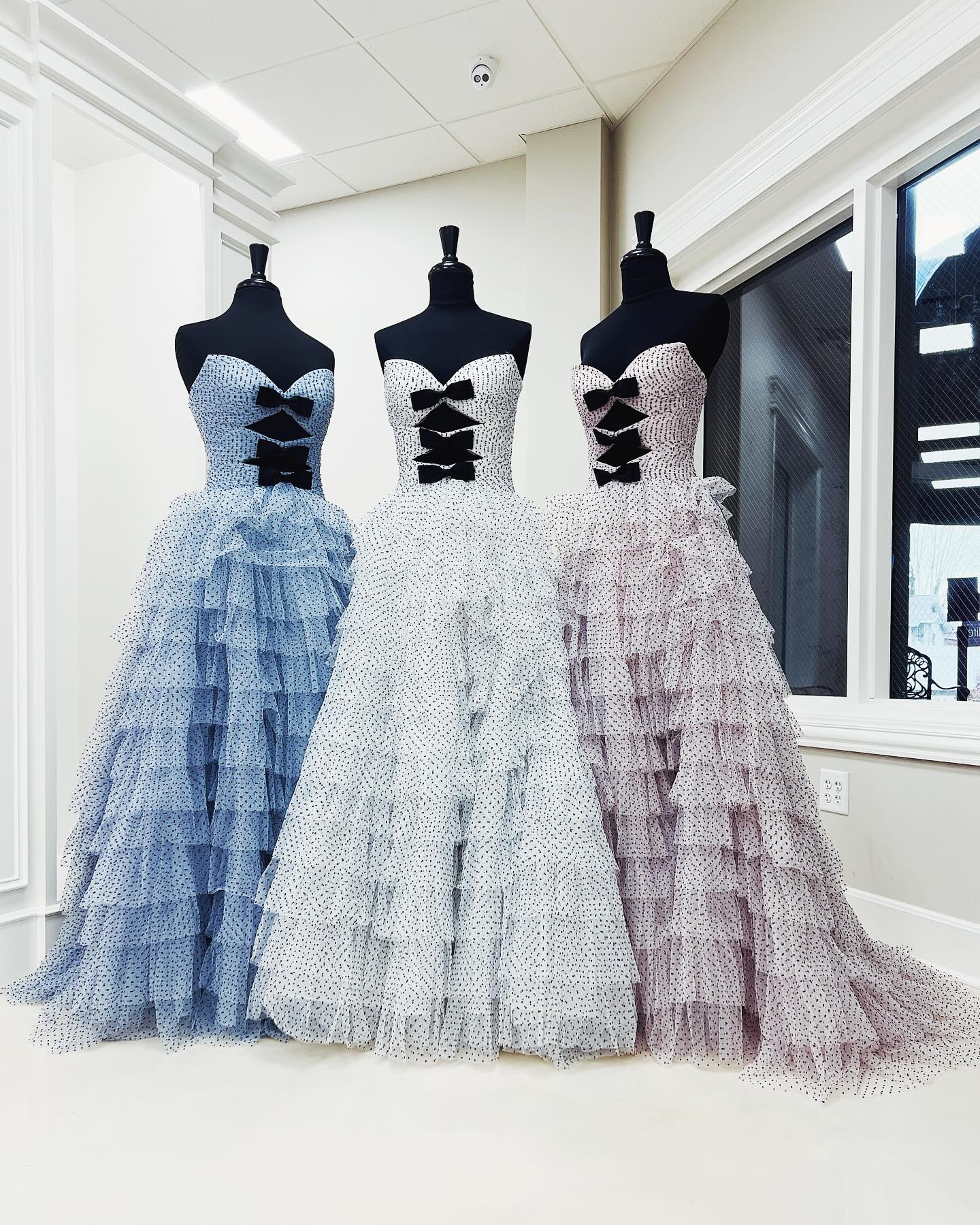 Elegant and sweet style strapless A-line layered split floor dance dress