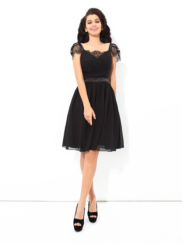 A-line Elegant Princess Shoulder Fold Sleeveless Short Chiffon Cocktail Dress