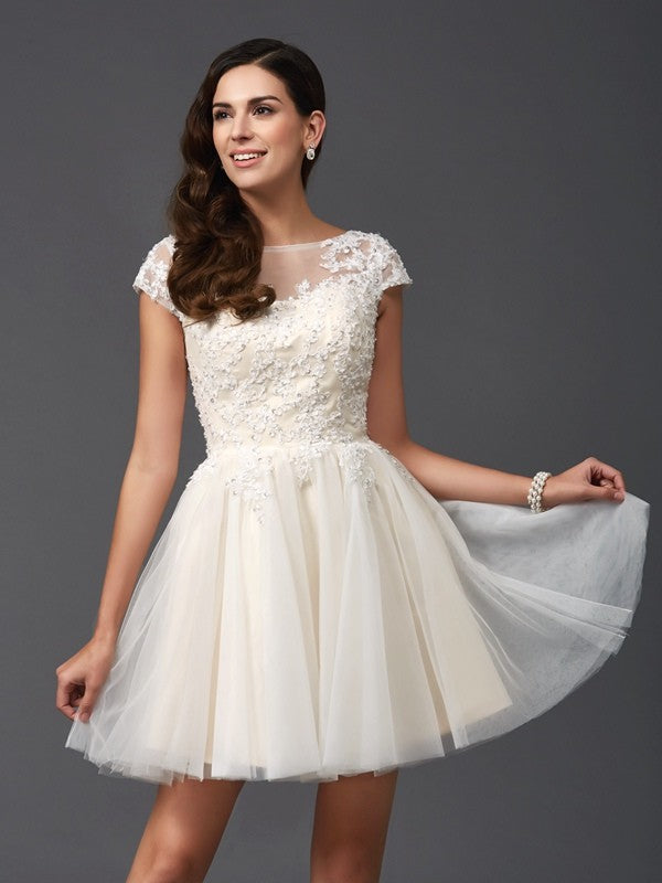 A-shaped short princess spoon shaped decal short sleeved satin dress