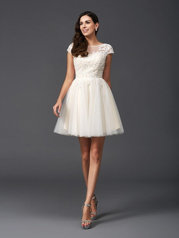 A-shaped short princess spoon shaped decal short sleeved satin dress