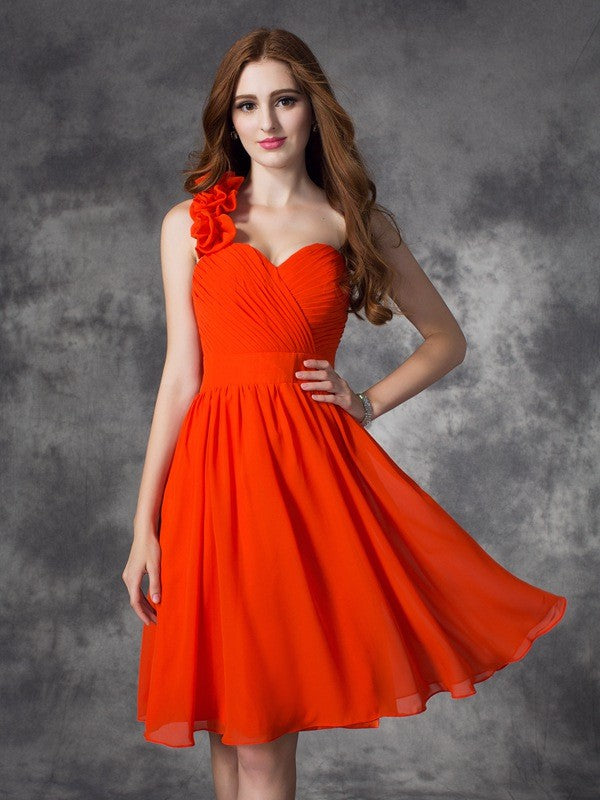 A-line Beautiful Princess One Shoulder Handmade Flower Sleeveless Chiffon Short Skirt