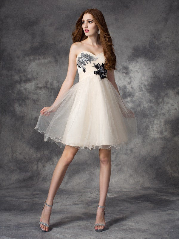 A-line Elegant Princess Applique Sleeveless Short Net Party Dress