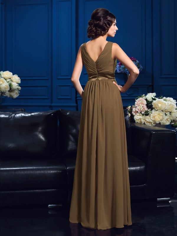 A-line princess style V-neck pleated hem sleeveless long chiffon bridal mother dress