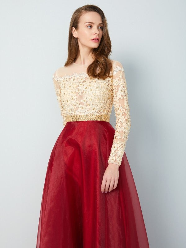 Elegant Princess Naked Neck Floor Sweeping Long sleeved Party Dress