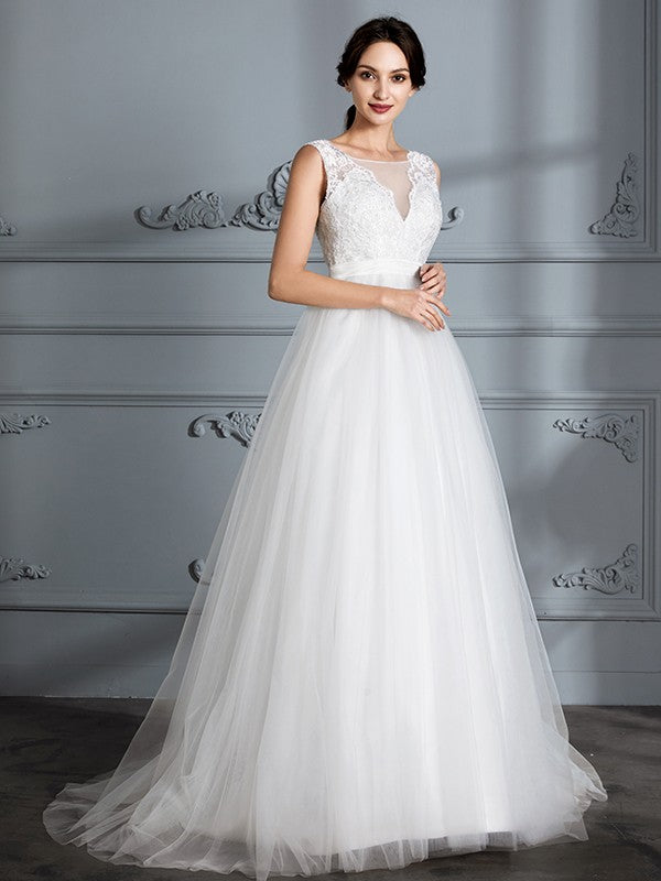 A-line Elegant Princess Sleeveless V-neck Bra and Tulle Wedding Dress