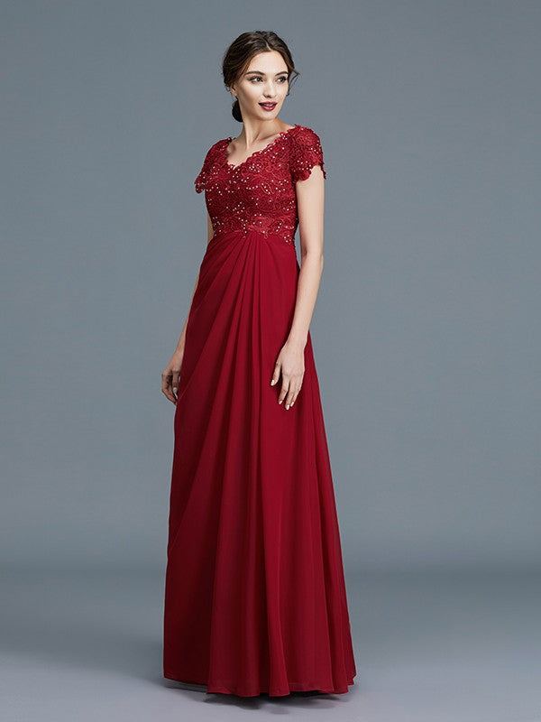 Princess style V-neck short sleeved ruffled chiffon ground bride mother wedding dress