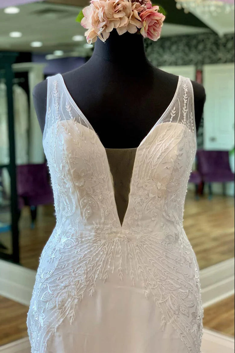 Appliques Sheer Straps Open Back Mermaid Long Wedding Dress