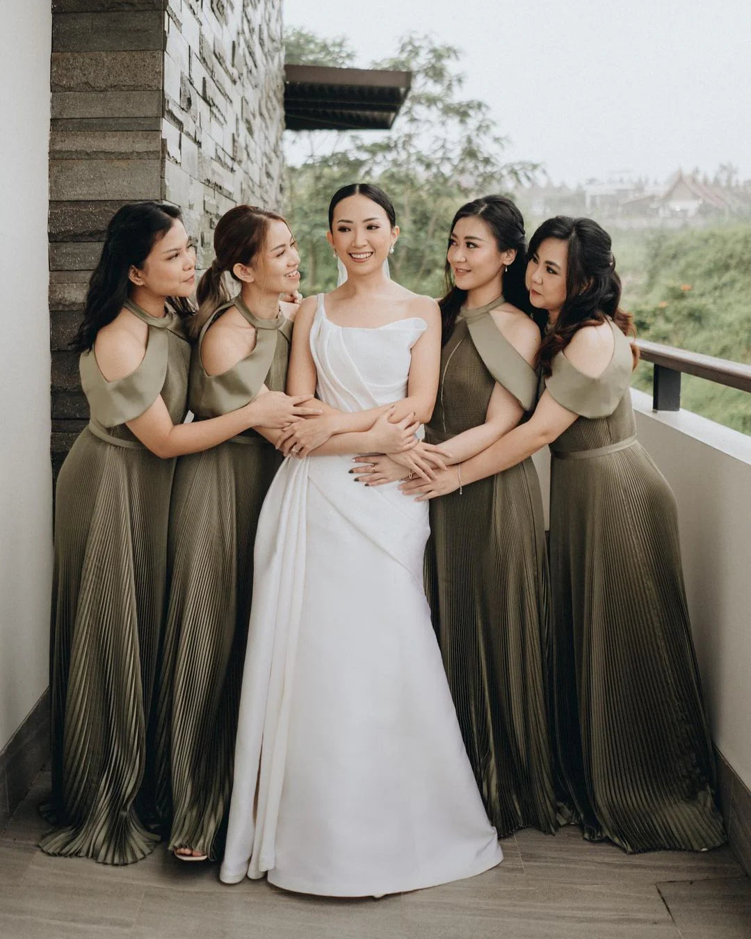 A-line elegant high-end tea green round neck floor mopping chiffon bridesmaid dress