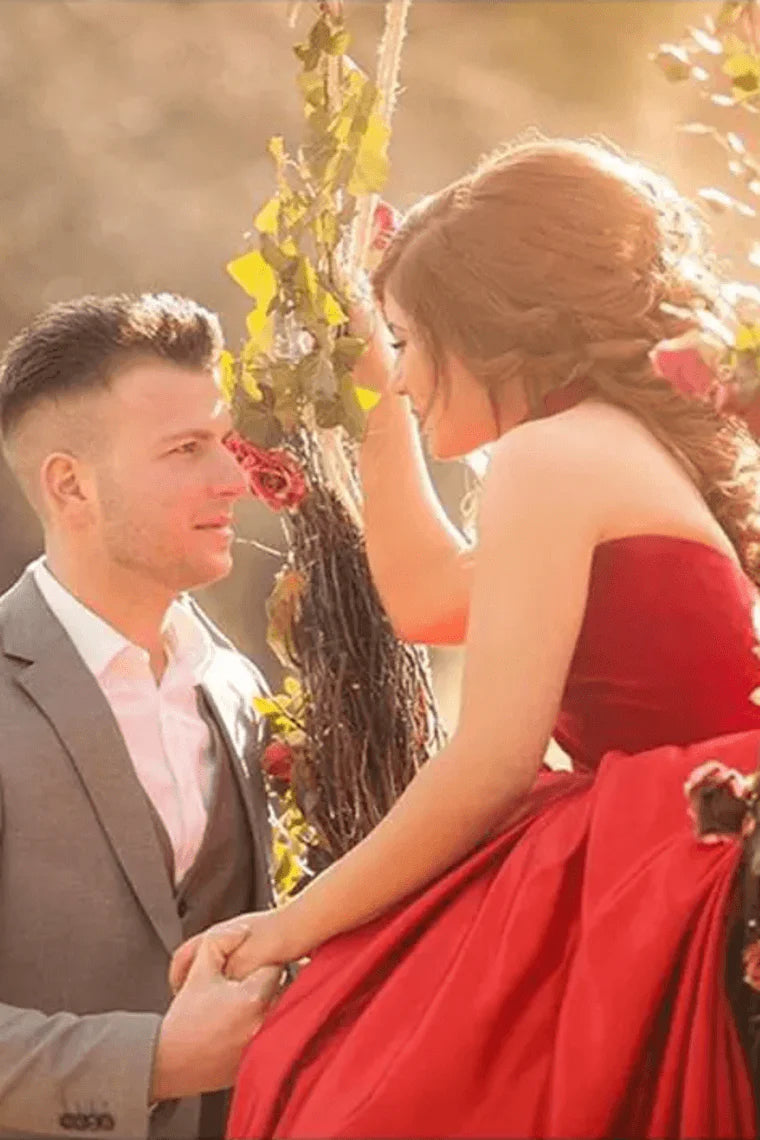 Elegant beautiful and sweet A-line ball court dress