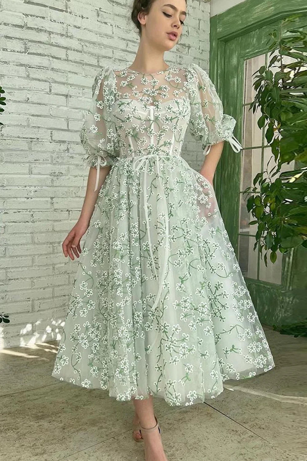 A-line tea long sticker short sleeved floral sheer back to school party skirt