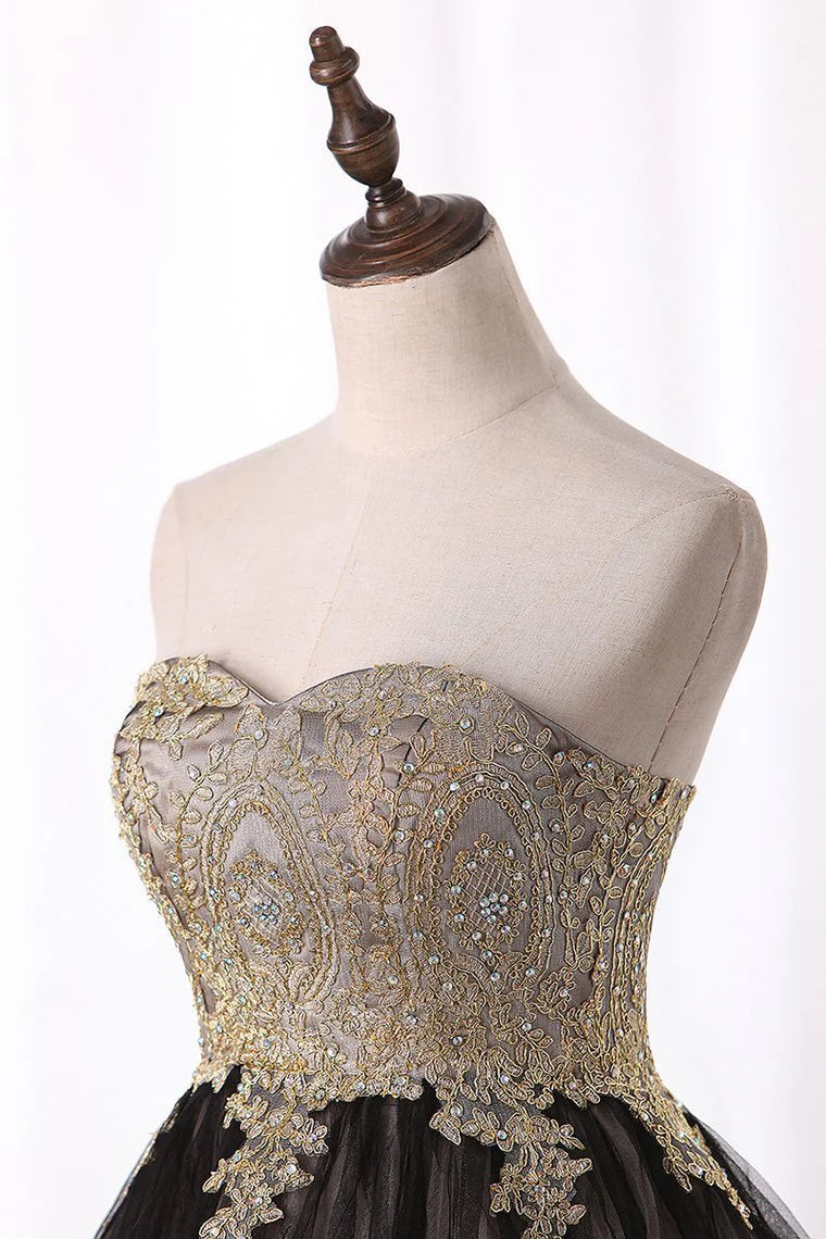 Two tone beautiful and elegant sweet dress with sheer beads and stickers