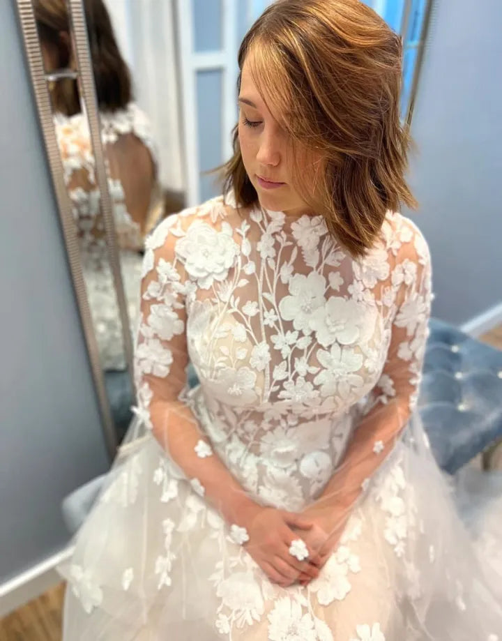 Bohemian Elegant and Sweet A-line High necked Palace Dress with Thin Gauze Wedding Dress