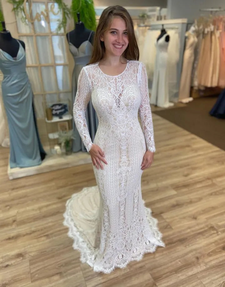Bohemian mermaid round neck long sleeved sexy backless lace wedding dress