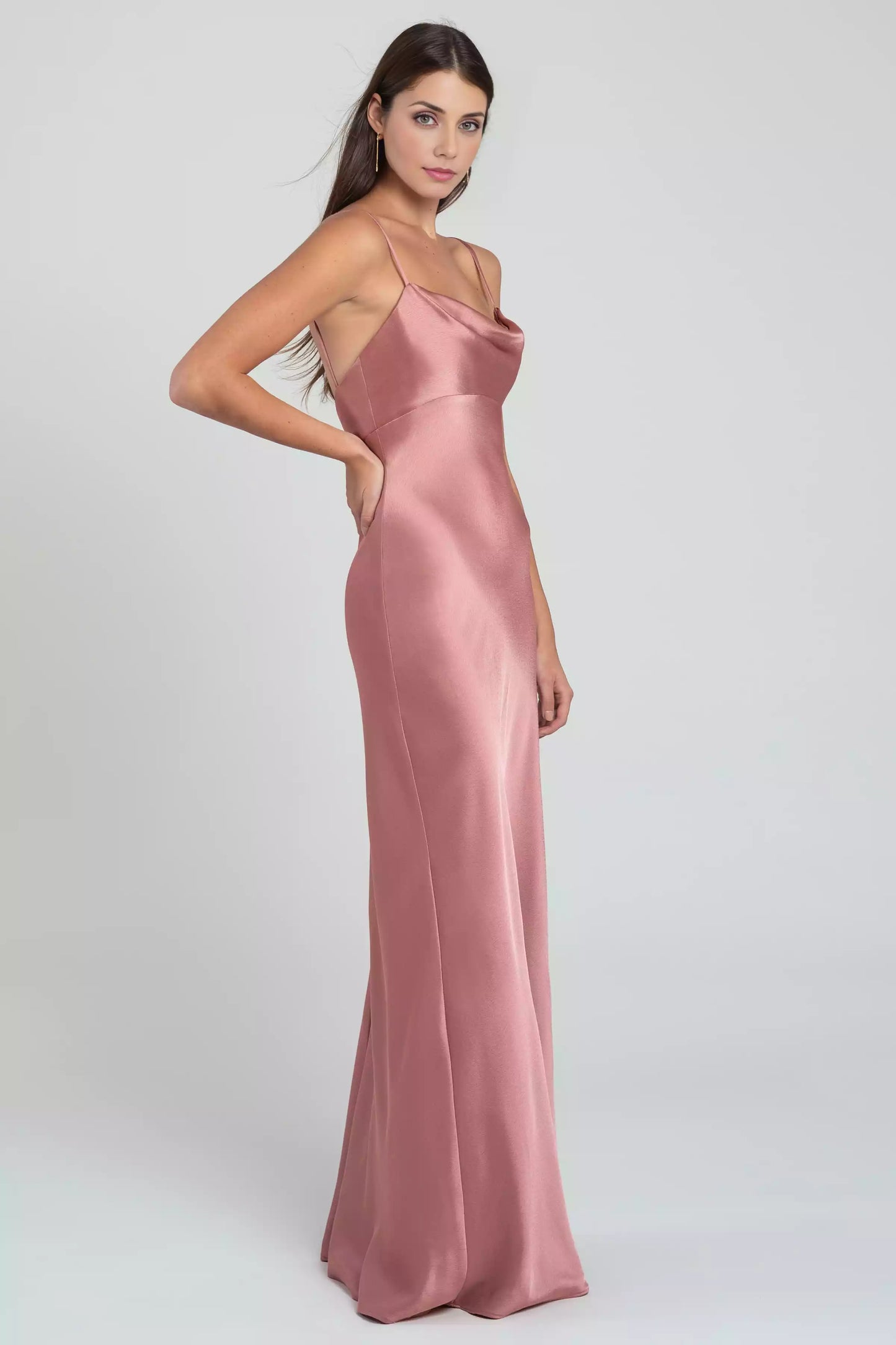 Charming high waisted satin pendant collar with satin suspender, slim fit and slanted cut, showcasing enchanting charm. Bridesmaid Dresses