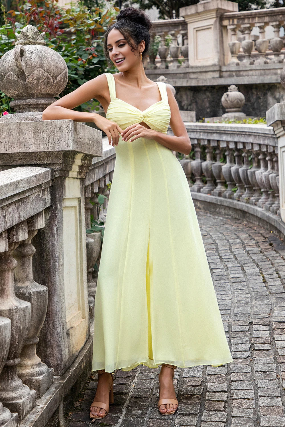 Elegant A-line square neck lock hole pleated medium length bridesmaid dress