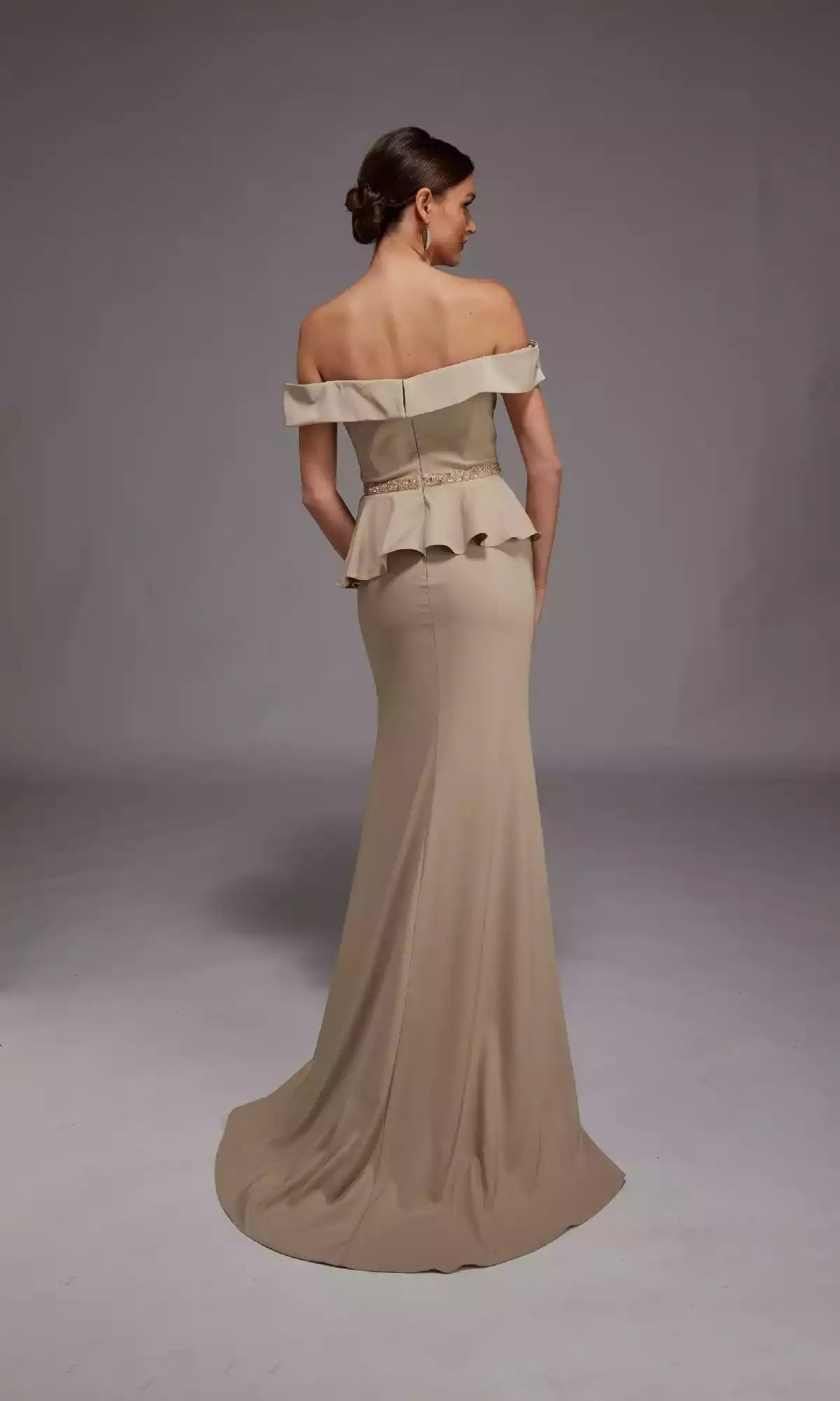 Elegant off shoulder long sweetheart neckline pleated slim fit corset with shiny beaded waistband embellished with ruffled edges and front slit Prom Dresses