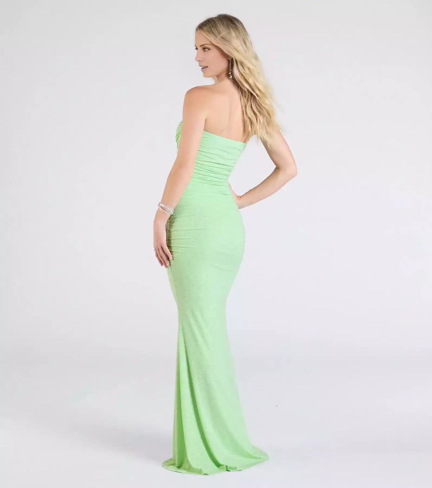 Elegant sparkling knit lining with elastic strapless neckline, side stitching with pleated mermaid and floor Prom Dresses