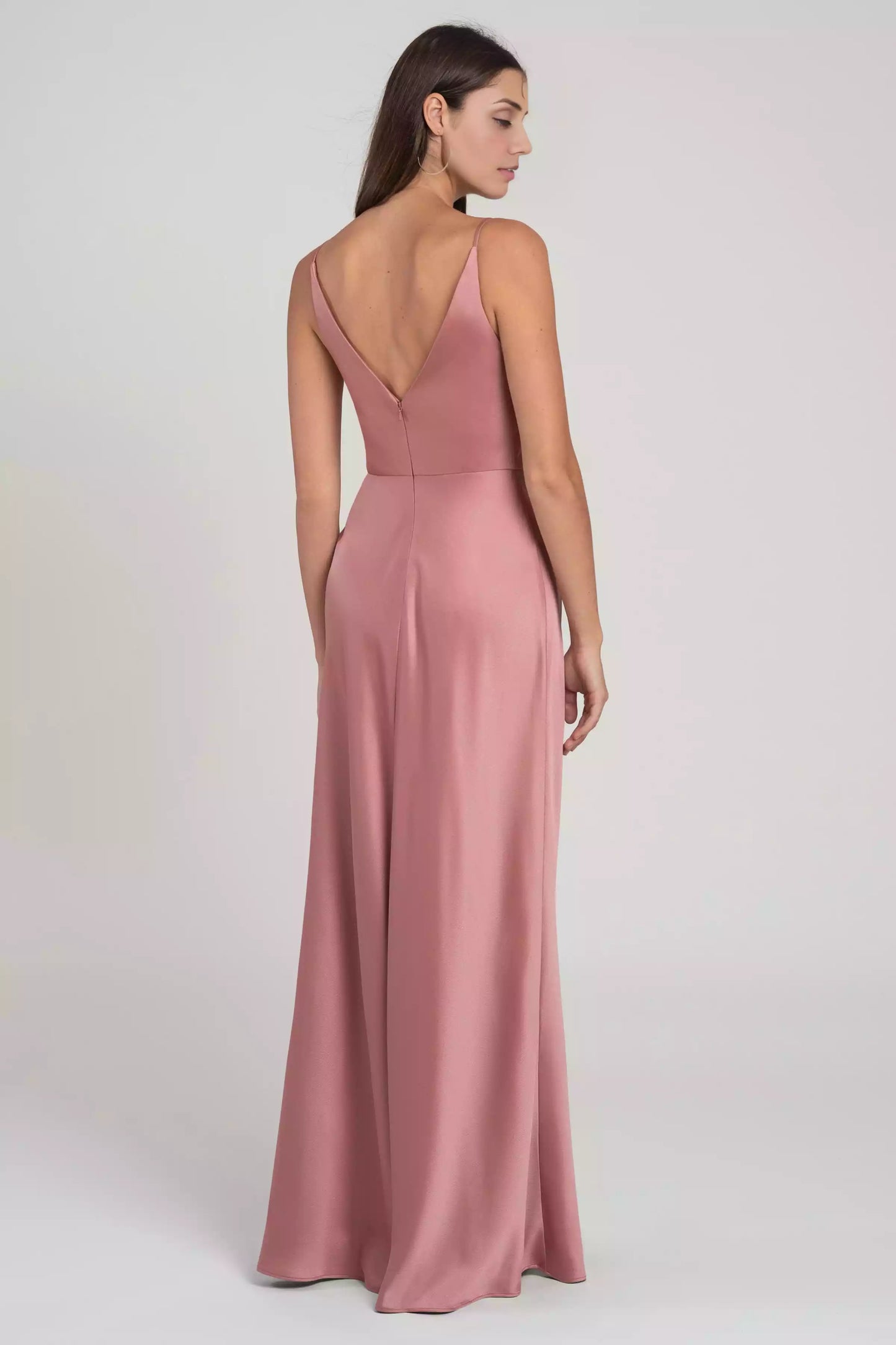 Enchanting V-neck satin silhouette with natural V-neck diagonal cut style, especially enchanting Bridesmaid Dresses