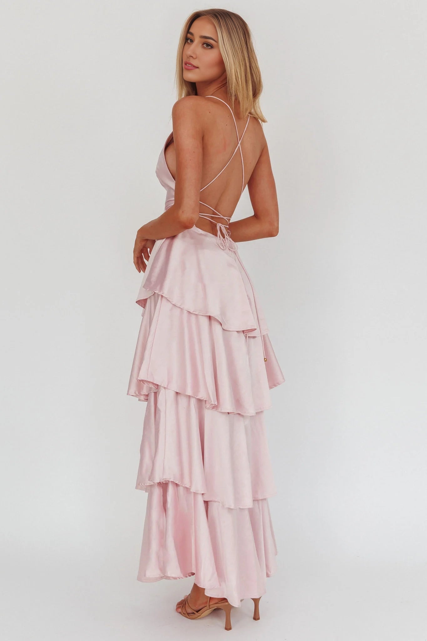 Enchanting satin medium length multi-layer pleated edge multi-layer ruffle edge off shoulder bridesmaid dress