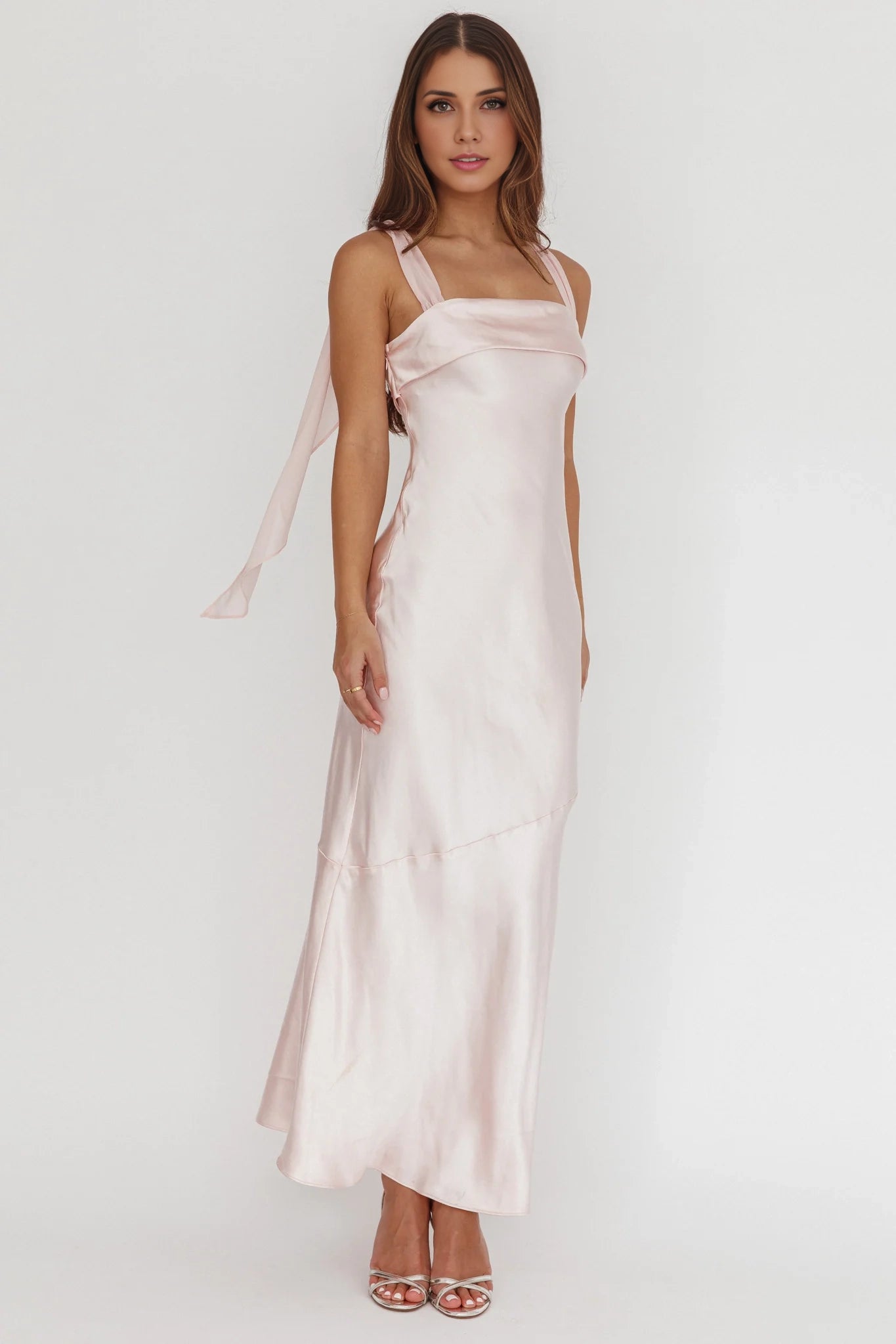 Gorgeous shoulder strap details without lining, side zipper bridesmaid dress