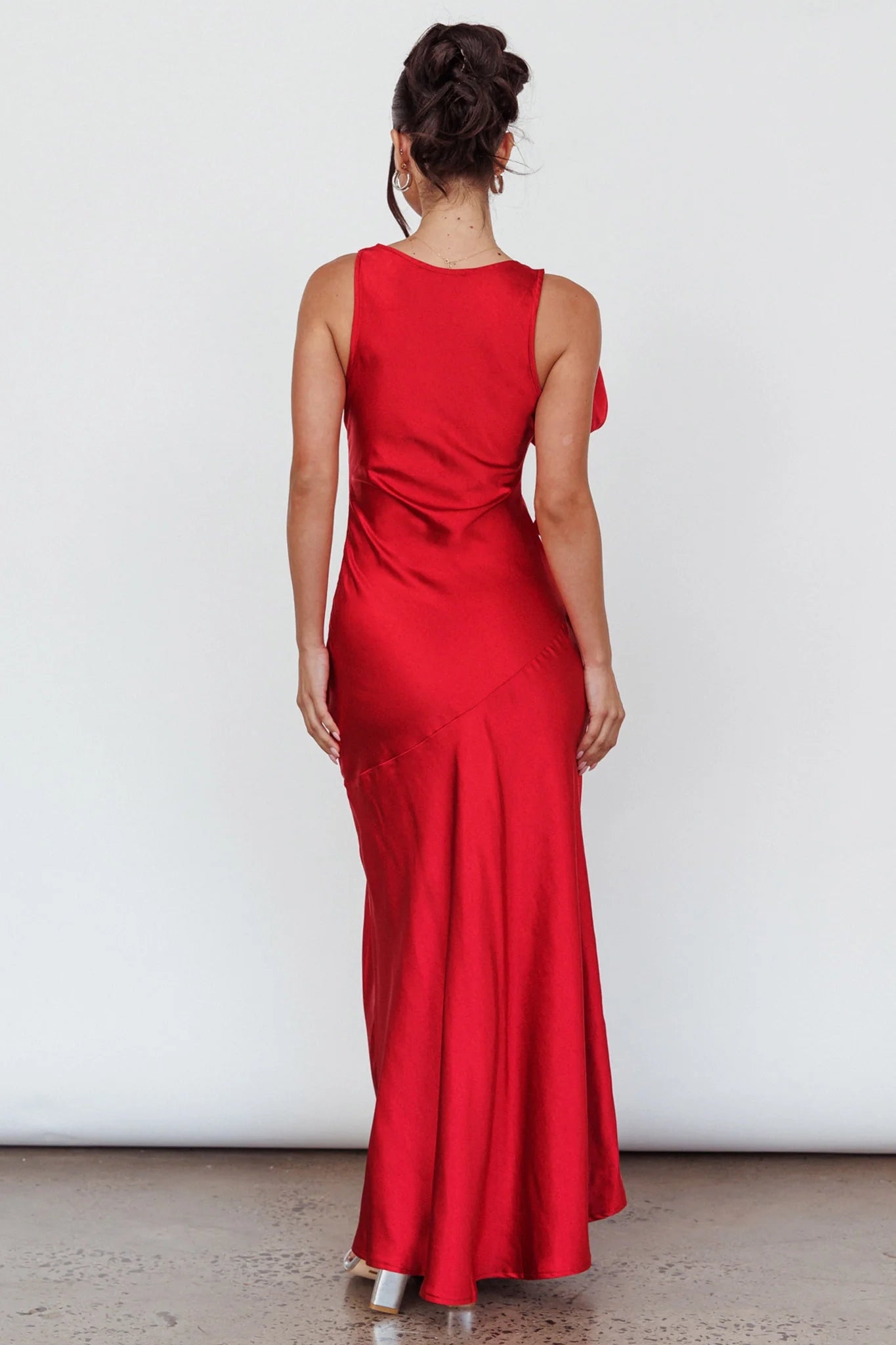 Gorgeous unlined bow shoulder slit, mid length side with zipper bridesmaid dress