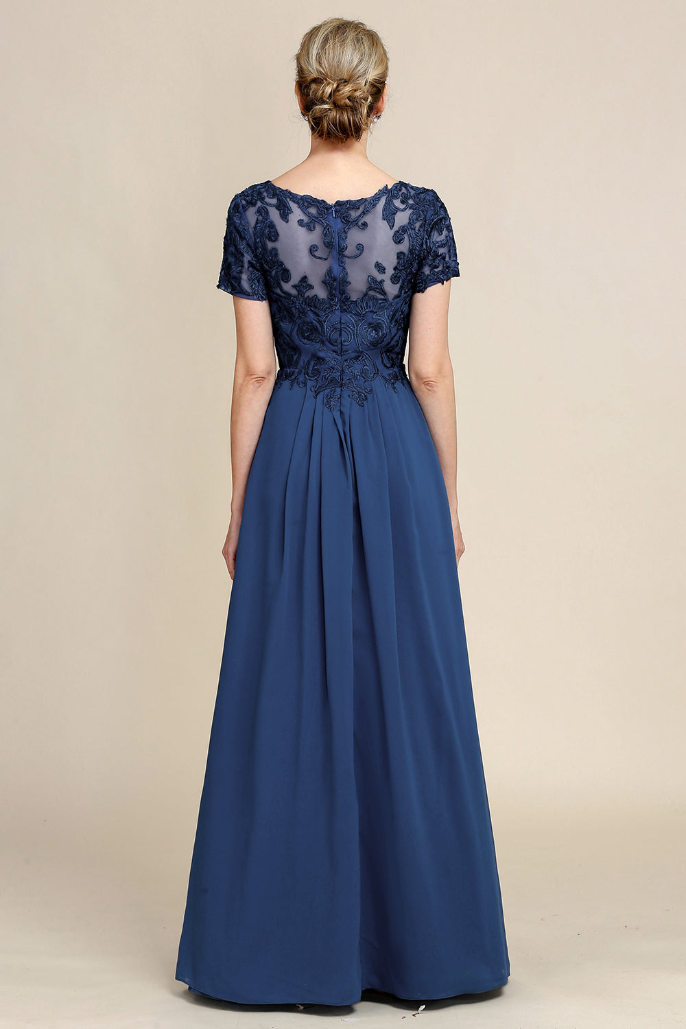 A Line V Neck Long Mother of Bride Dress with Appliques