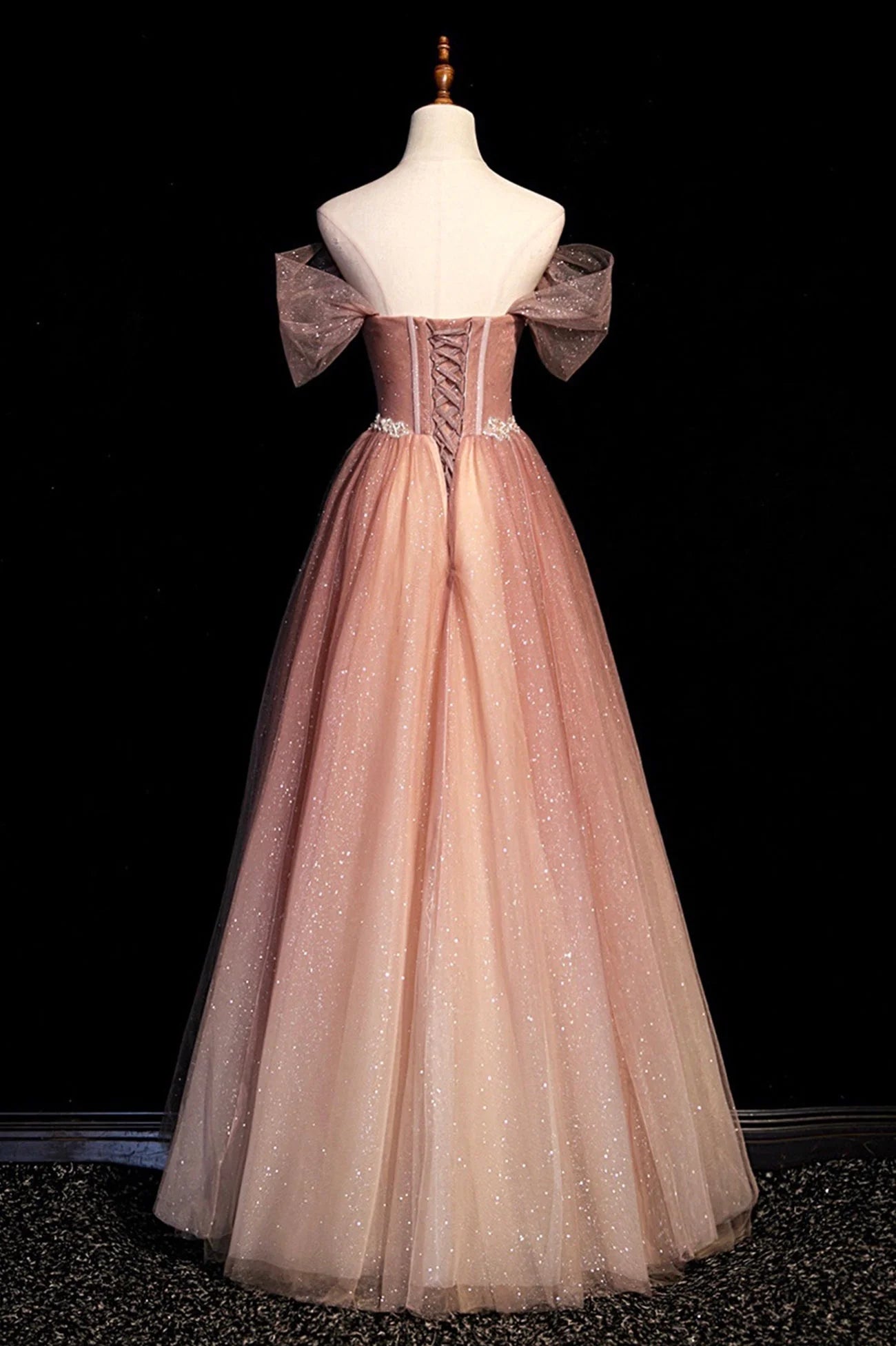 High quality tulle ball dress with one shoulder and exposed navel strap
