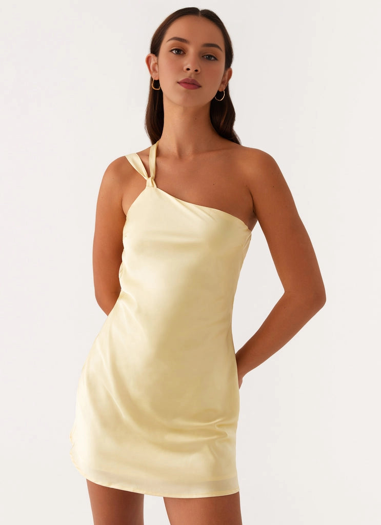 OKBBN's dazzling luxurious satin single shoulder neckline, backless and charming silhouette Prom Dresses
