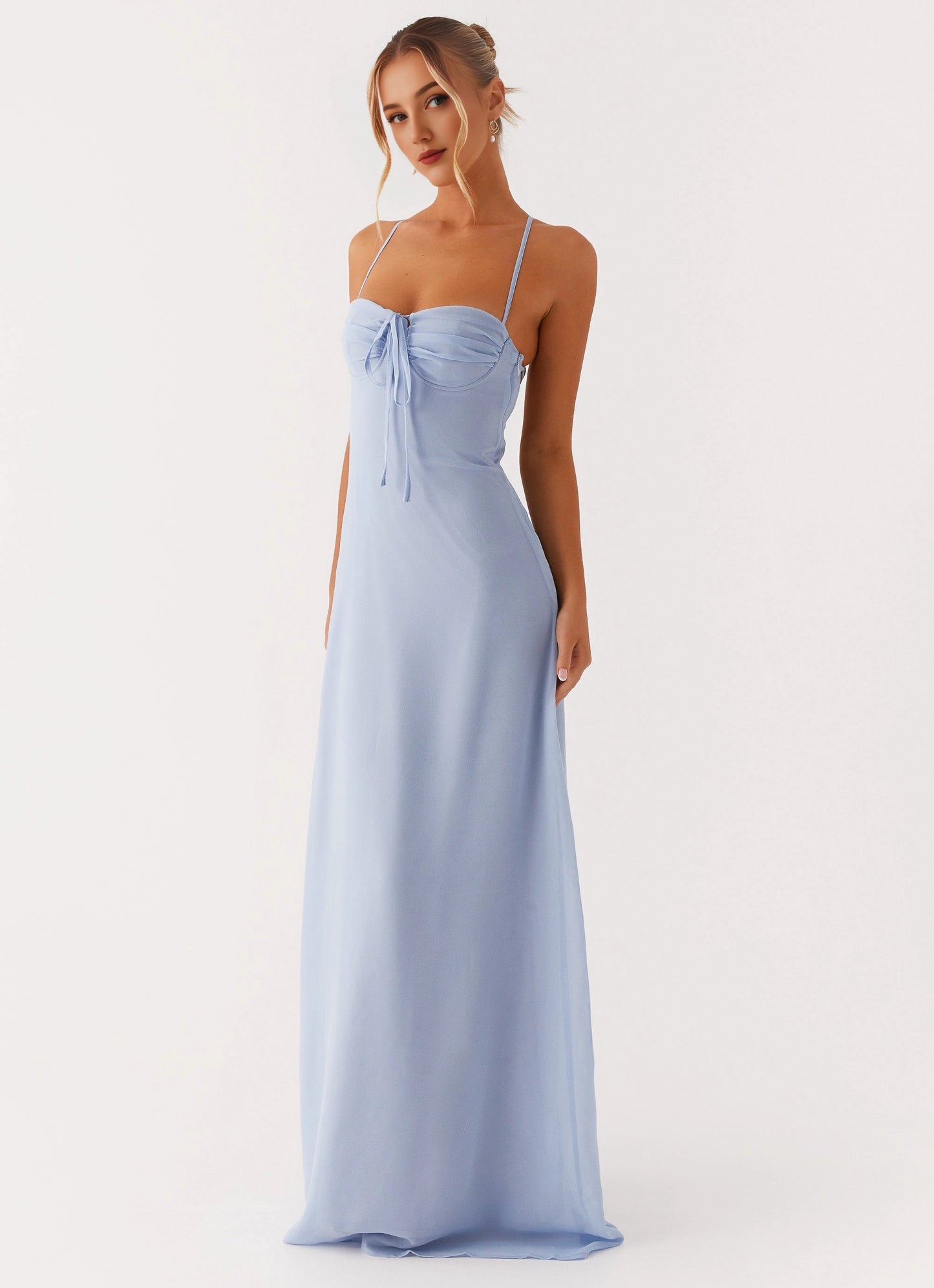 OKBBN's elegant heart-shaped neckline highlights the charming and soft Prom Dresses