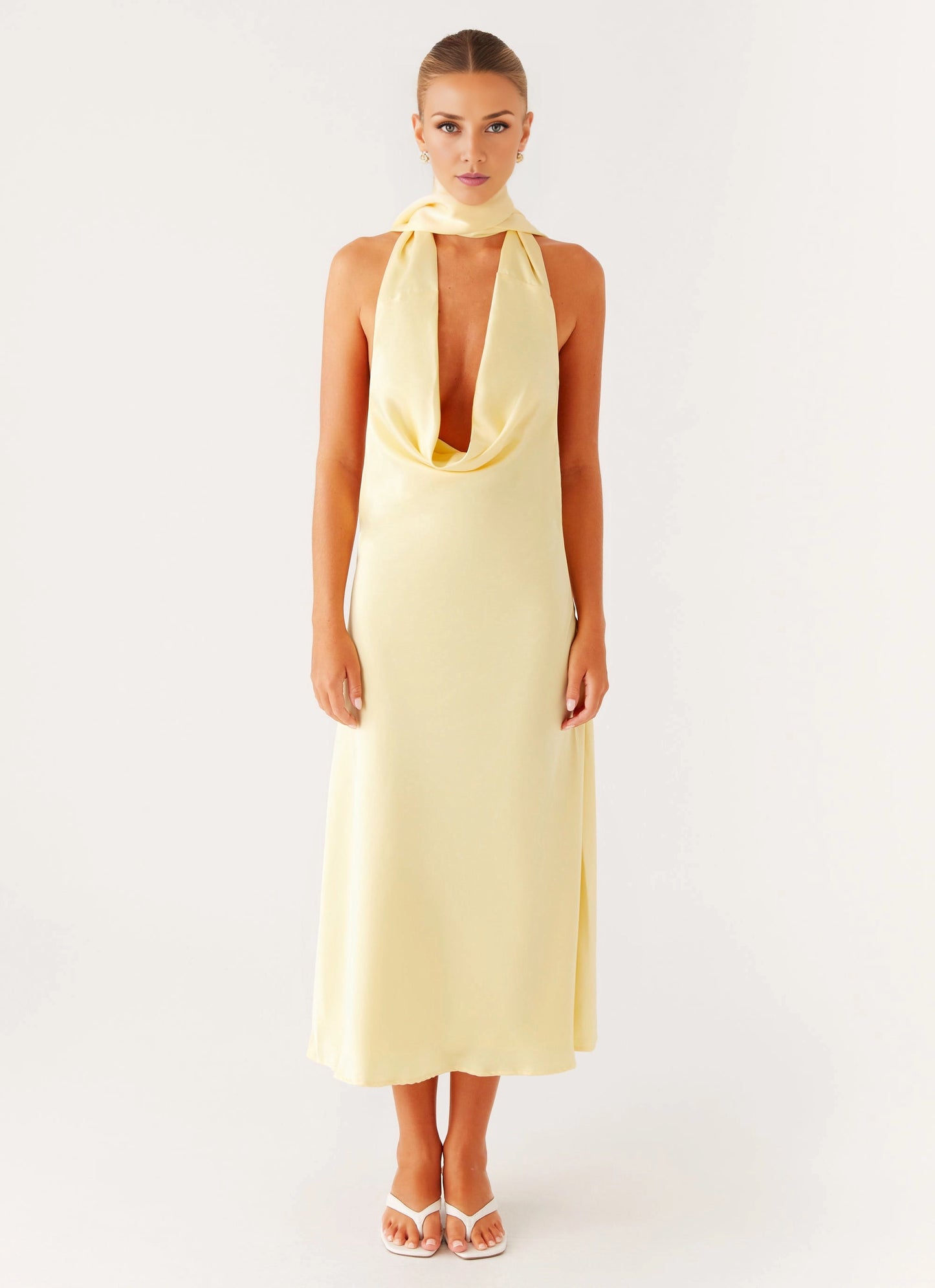OKBBN's exquisite and bold backless slim fit, mid length, vibrant and eye-catching Prom Dresses