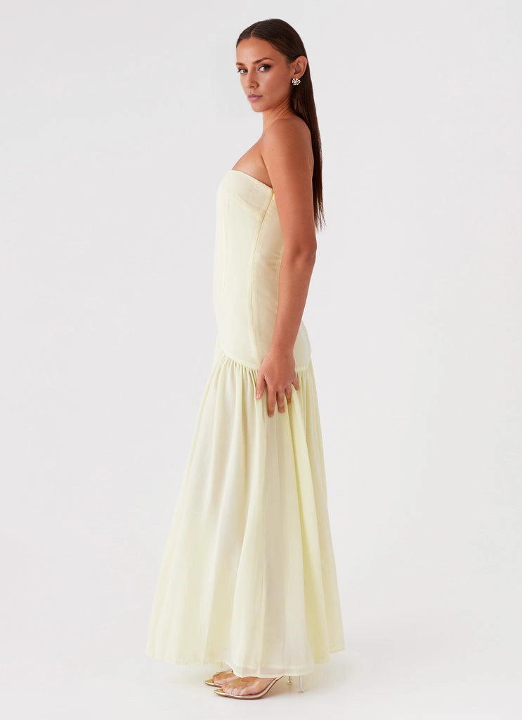 OKBBN's fashionable off shoulder highlights the delicate and elegant front slit Prom Dresses