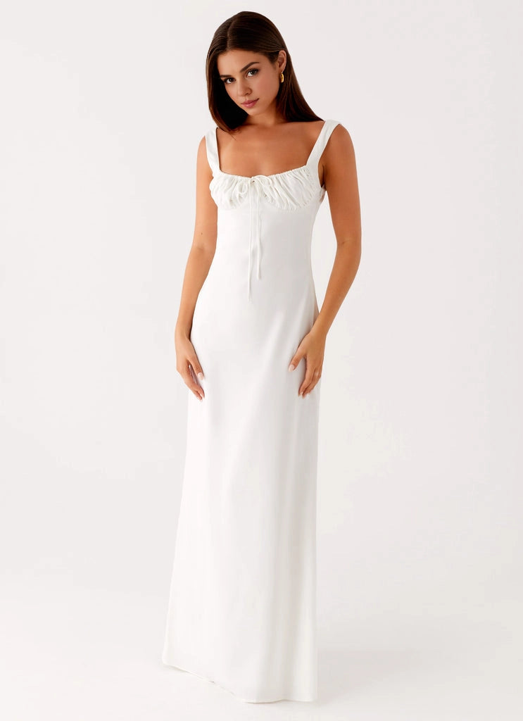 OKBBN's low-key and elegant straight collar, waist cinching, and backless silhouette outline the graceful figure of Homecoming Dresses