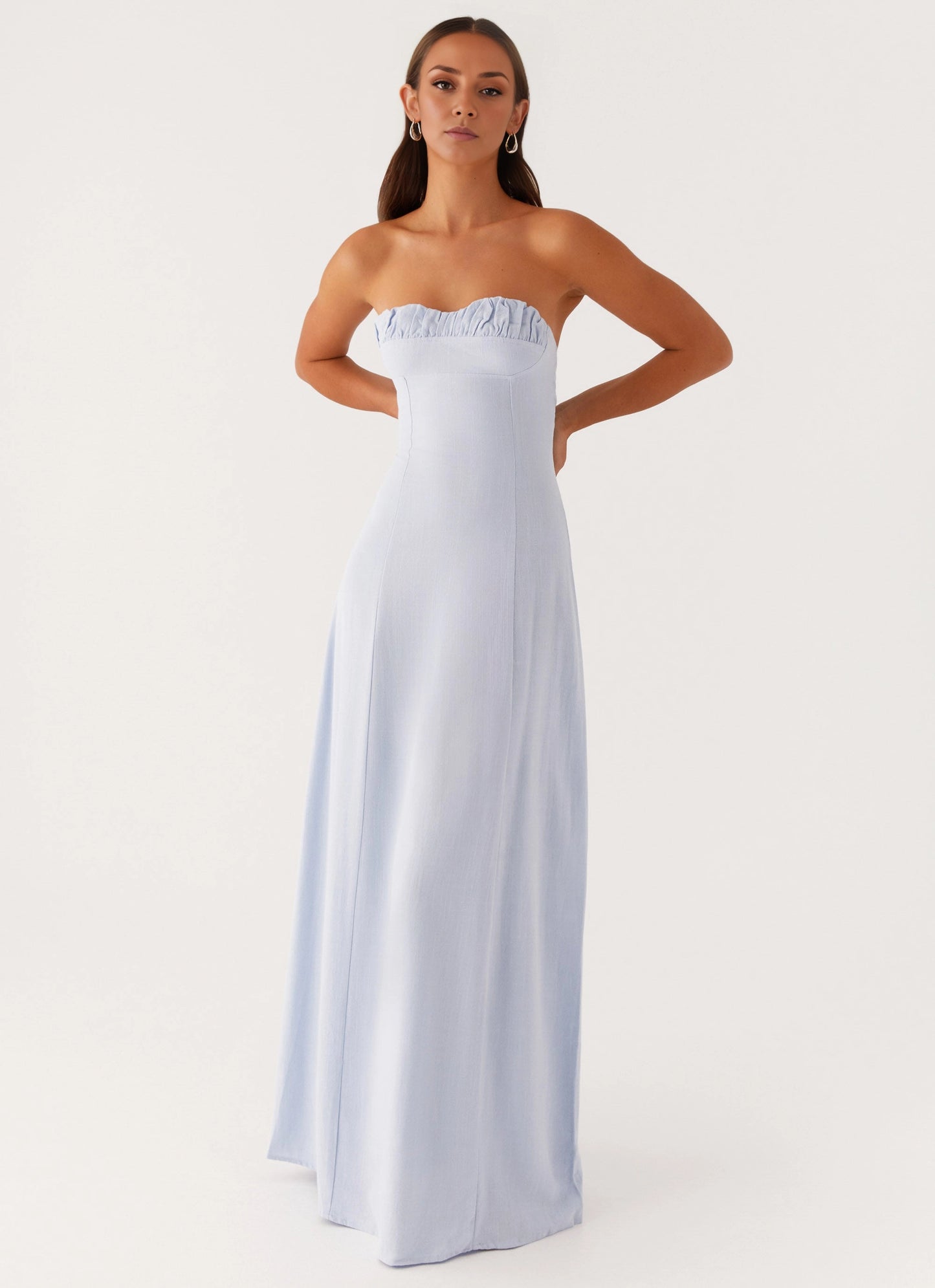 OKBBN's relaxed and elegant off shoulder highlights the curves of the shoulders, slim fit with ruffled edge tight corset Prom Dresses
