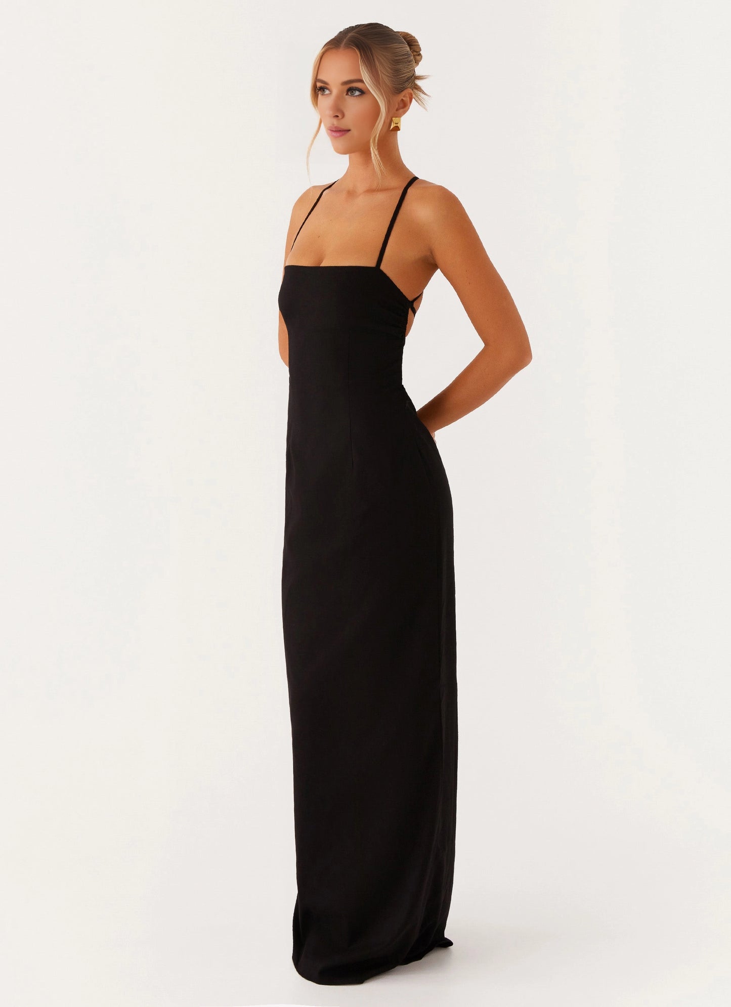 OKBBN's stunning Prom Dresses feature straight neckline, delicate and slender shoulder straps, and pleated side bras