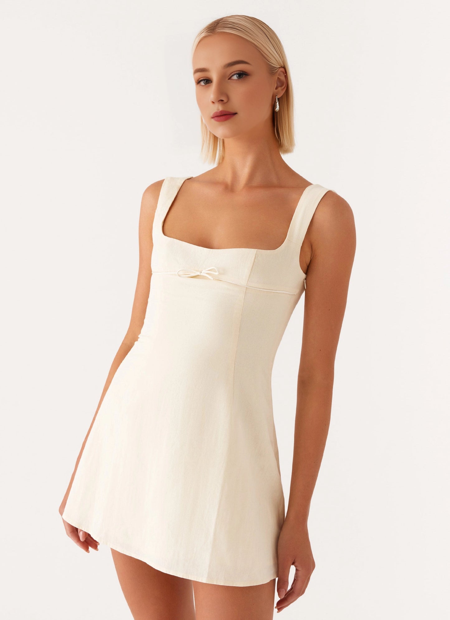 OKBBN's stylish square neckline, tight fitting and thick shoulder straps perfectly fit the curves of Prom Dresses
