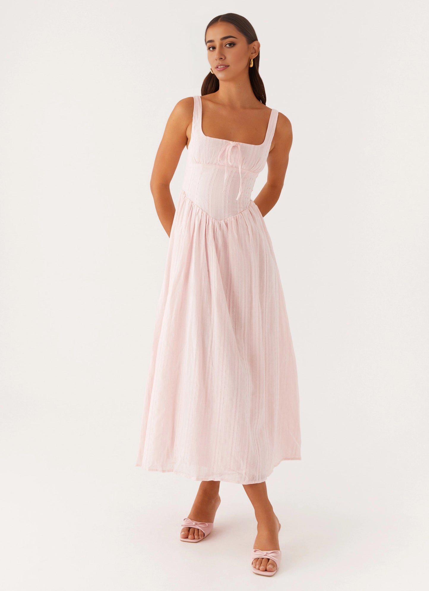 OKBBN thick shoulder strap, classic square neckline, fully lined design, slim fit cut, full of drape, Prom Dresses