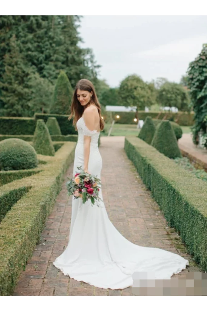 Off the shoulder sweetheart lace mermaid wedding dress with church style skirt