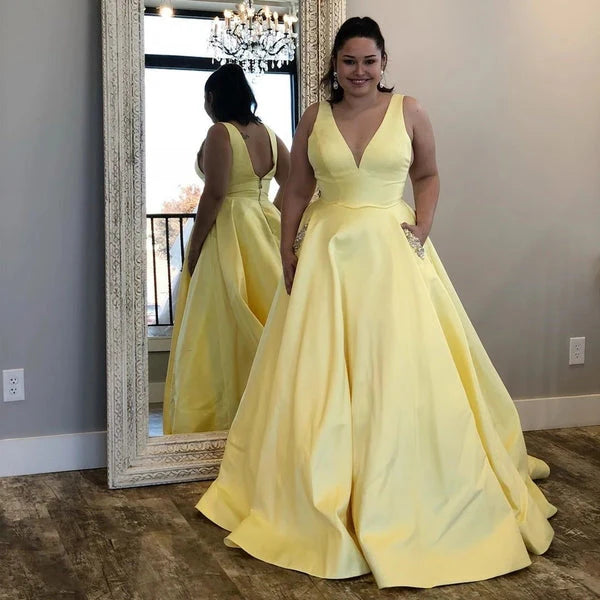 Plus size A yellow satin V-neck beaded pocket ball dress